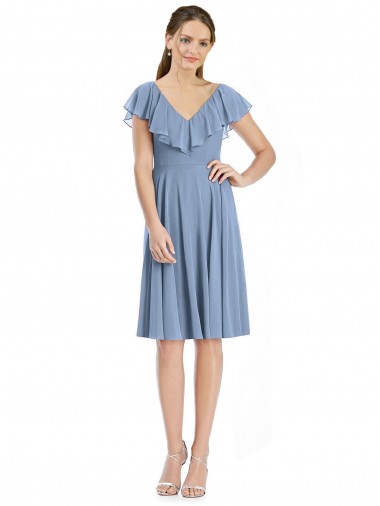 Mangas Curtas Decote V Costas em V Chiffon Linha A Curto Vestidos de Madrinha