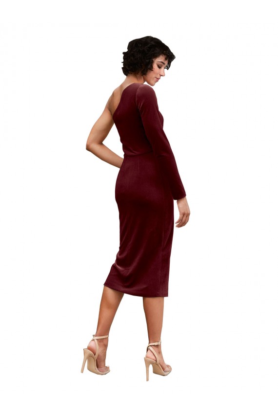 Mangas Compridas Um Ombro Veludo Elástico Linha A Vestidos de Madrinha / Vestidos de Festa