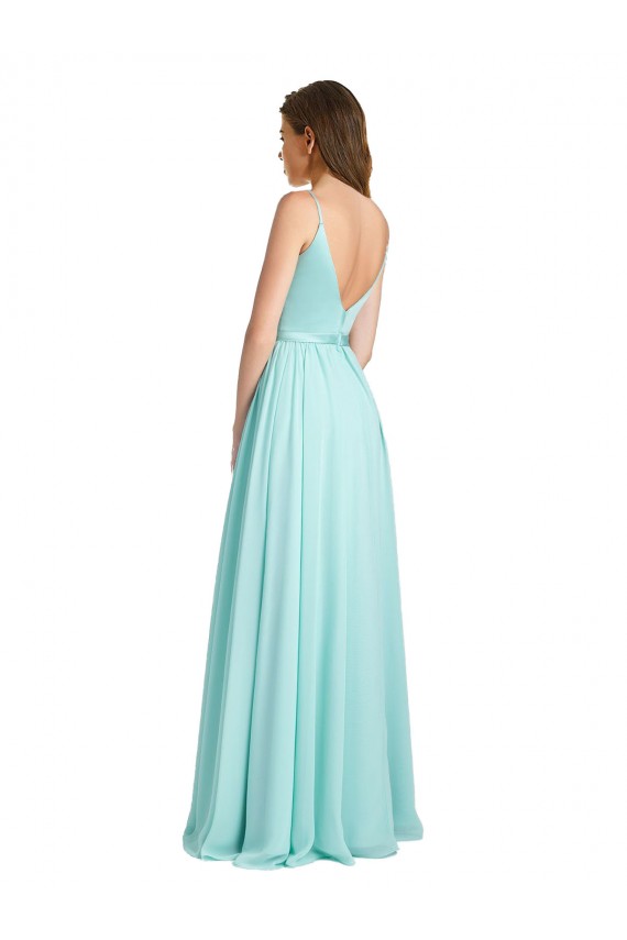 Sem Mangas Decote V Costas em V Chiffon & Cetim Linha A Vestidos de Madrinha