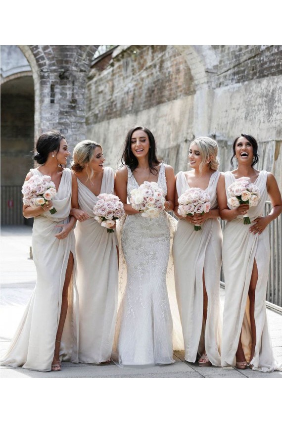 Sem Mangas Decote V Lombar Chiffon Linha A Champanhe Longo Vestidos de Madrinha