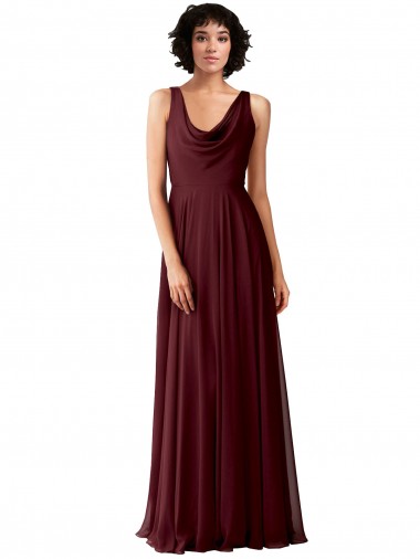 Sem Mangas Decote Capuz Costas em V Chiffon Linha A Ouro Borgonha Vestidos de Madrinha