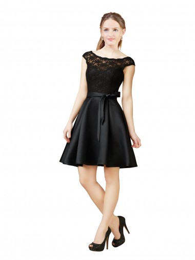Sem Mangas Decote Ilusão Costas em V Cetim & Renda Linha A Vestidos de Madrinha / Vestidos de Cocktail / Vestidos de Homecoming