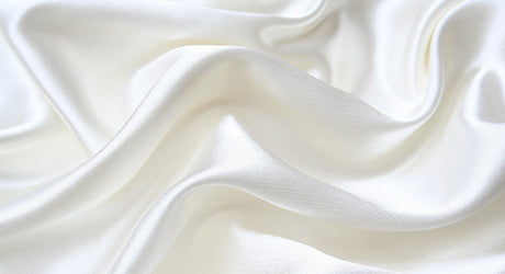 Materiais Finos | Vestidos de Noiva Baixo Custo